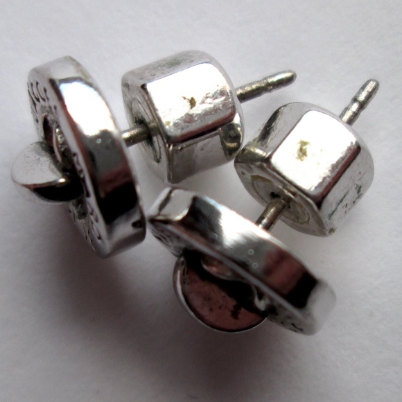 🔩 Marc by Marc Jacobs Adorable Vintage Silver Turn-Lock Turnlock Stud Earrings - Picture 6 of 11